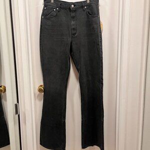 NWT MOTHER x SNACKS! High Waisted Wedge Slit Heel Jeans Mouthwatering Black Wash